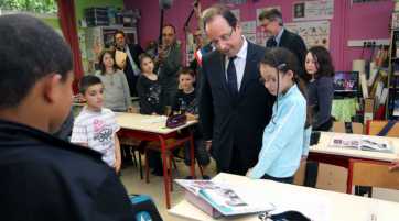 Média réf. 140 (9/11): François Hollande à Dieudonne Média réf. 140 (9/11): François Hollande à Dieudonne
