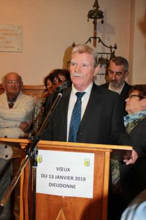 Média réf. 446 (2/2): VOEUX 2018 Média réf. 446 (2/2): VOEUX 2018